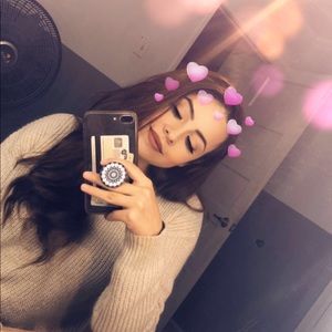 Meet your Posher, Giselle